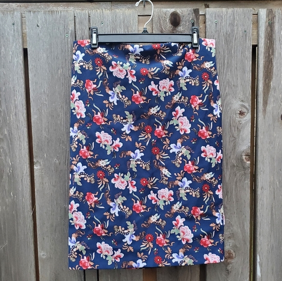 Philosophy Dresses & Skirts - Philosophy Floral Skirt, US 10.